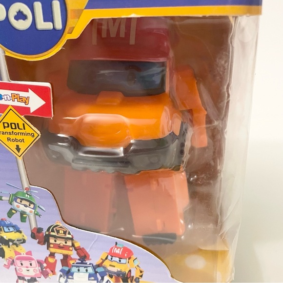 Robocar Poli Mark Take n Play Transforming Robot Toy - Picture 2 of 11